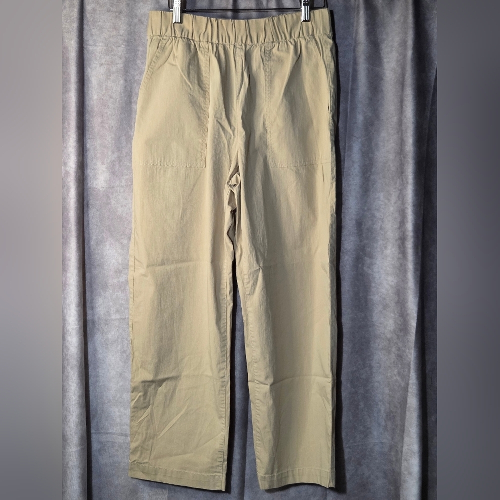 Gap Wms Small Pull On Tec Pants Khaki Pockets Parachute Straight Leg Comfort